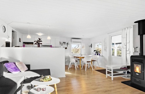 Diernæs Strandby House | Amazing home in Haderslev with WiFi