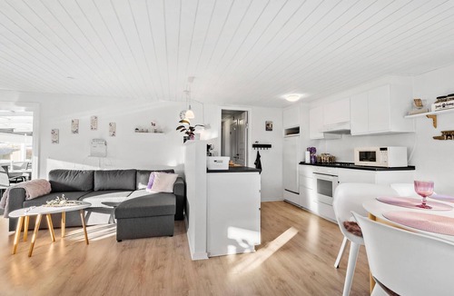 Diernæs Strandby House | Amazing home in Haderslev with WiFi