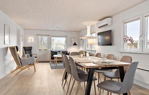 Diernæs Strandby House | Amazing Home In Haderslev With Wifi