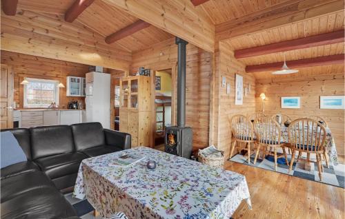 Vikær Strand House | Amazing Home In Haderslev With Wifi