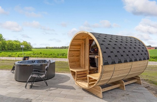 Oster Hurup House | Amazing home in Hadsund with sauna