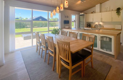 Hou House | Amazing home in Hals with kitchen