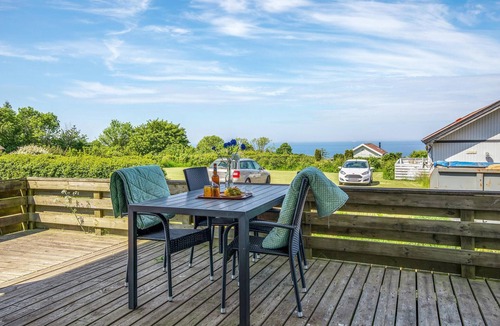 Vang House | Amazing home in Hasle with WiFi