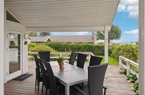 Hejlsminde Strand House | Amazing home in Hejls with kitchen