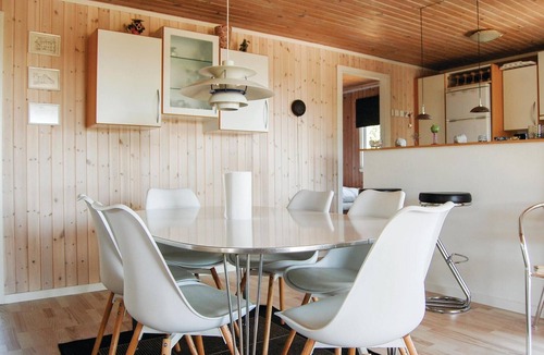 Hejlsminde Strand House | Amazing home in Hejls with kitchen