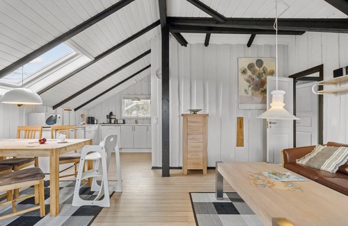 Hejlsminde Strand House | Amazing home in Hejls with WiFi