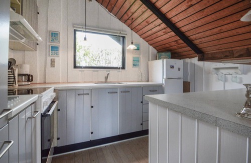 Hejlsminde Strand House | Amazing home in Hejls with WiFi