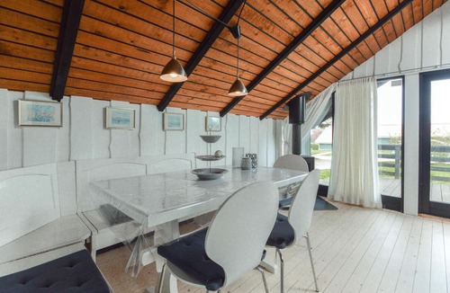 Hejlsminde Strand House | Amazing home in Hejls with WiFi