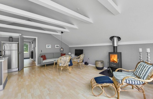 Bork Havn House | Amazing home in Hemmet with kitchen