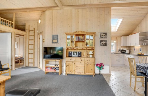 Bork Havn House | Amazing home in Hemmet with sauna