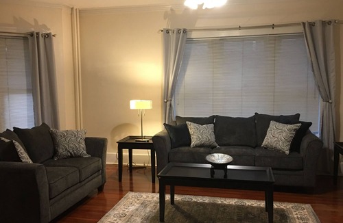 Trenton House | Amazing home in historic Berkeley Square