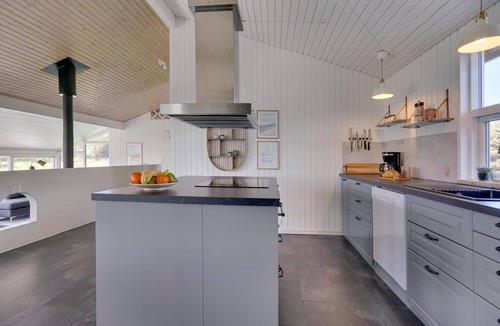 Lonstrup House | Amazing home in Hjørring with sauna