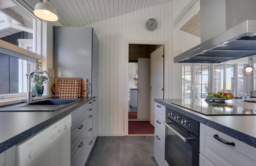 Lonstrup House | Amazing home in Hjørring with sauna