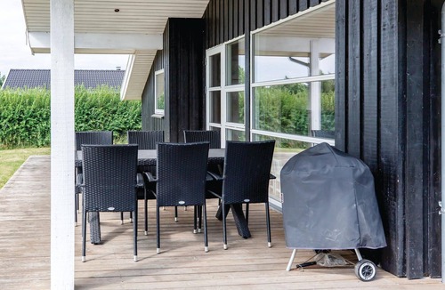 Hojby House | Amazing home in Højby with sauna
