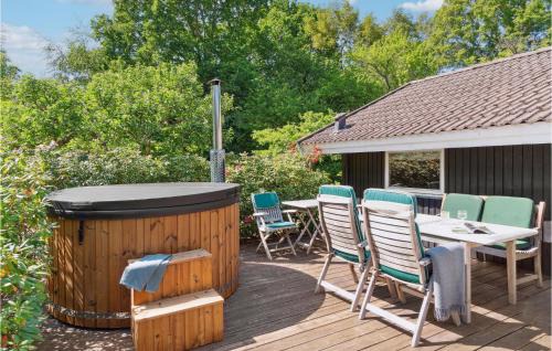 Hornbaek House | Amazing Home In Hornbæk With Kitchen
