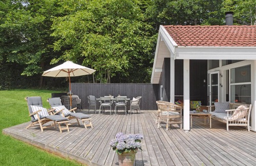 Hornbaek House | Amazing home in Hornbæk with WiFi