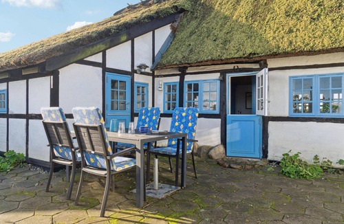 Horslunde House | Amazing home in Horslunde with kitchen