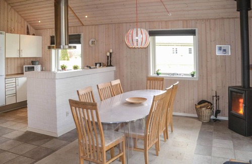 Hovborg House | Amazing home in Hovborg with WiFi