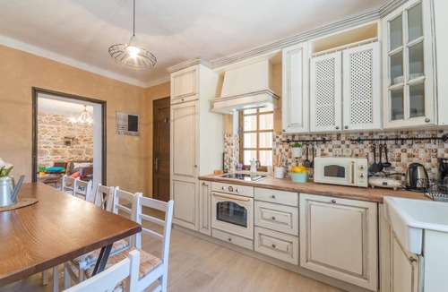 Sveti Filip i Jakov House | Amazing home in Gornje Rastane with sauna