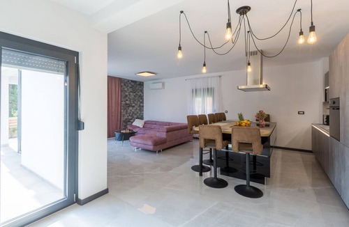 Rovinjsko Selo House | Amazing home in Rovinjsko Selo with sauna
