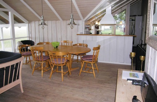 Østerskov House | Amazing home in Humble with sauna