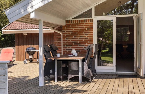 Ristinge House | Amazing home in Humble with sauna