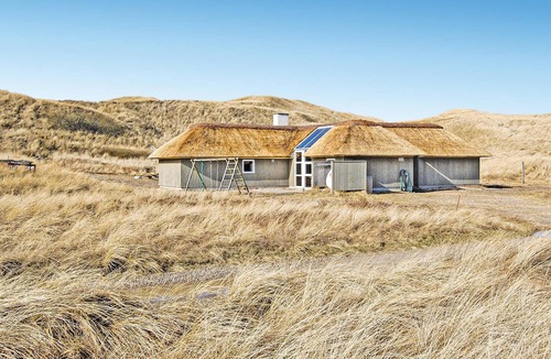 Haurvig House | Amazing home in Hvide Sande with WiFi