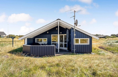 Haurvig House | Amazing home in Hvide Sande with sauna