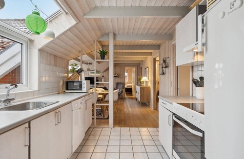 Nørre Lyngvig House | Amazing home in Hvide Sande with sauna