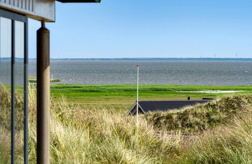 Argab House | Amazing home in Hvide Sande with sauna