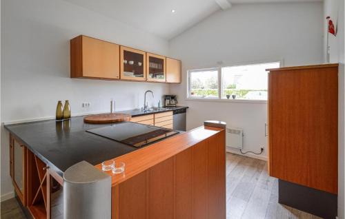 Strøby Egede House | Amazing Home In Køge With Kitchen
