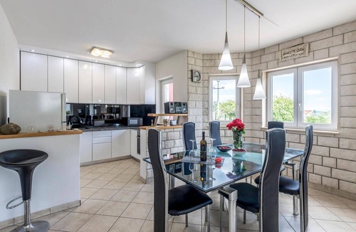 Rudine House | Amazing home in Kastel Novi