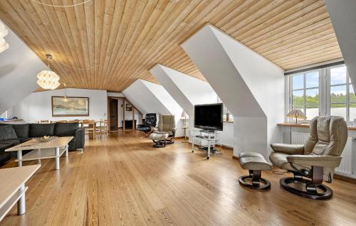 Kjellerup House | Amazing Home In Kjellerup With Sauna