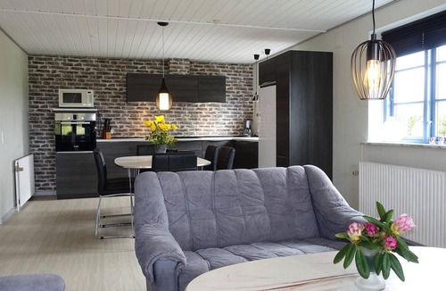 Hasle House | Amazing home in Klemensker with WiFi