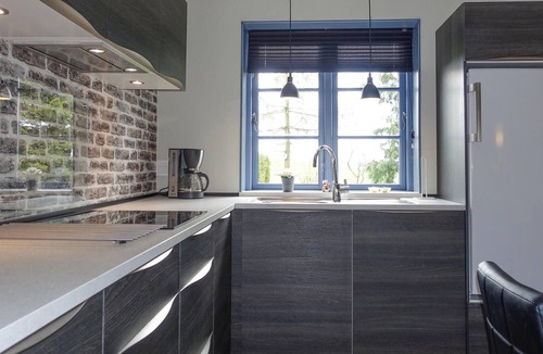 Hasle House | Amazing home in Klemensker with WiFi