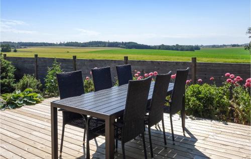 Hasle House | Amazing Home In Klemensker With Wifi