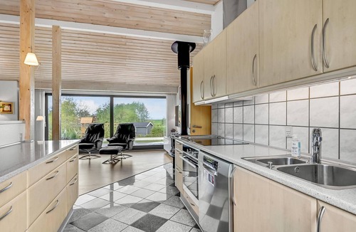 Knebel House | Amazing home in Knebel with WiFi
