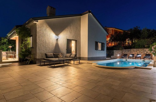 Kornic House | Amazing home in Kornic