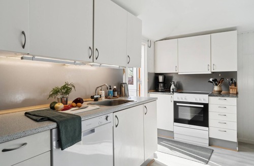 Frølunde Fed House | Amazing home in Korsør with kitchen