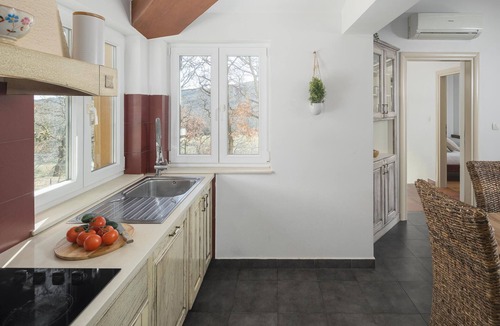 Rogocana House | Amazing home in Kranjci