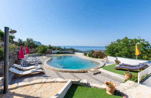 Kucine House | Amazing home in Kucine
