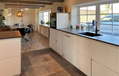 Lokken House | Amazing Home In Løkken With Wifi