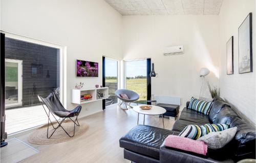 Nørre Lyngby House | Amazing Home In Løkken With Sauna
