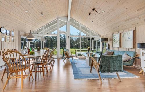 Grønhøj House | Amazing Home In Løkken With Sauna