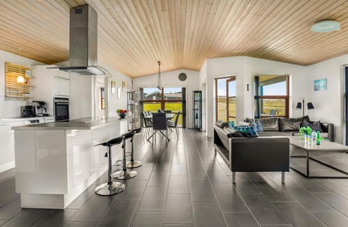 Nr. Lyngby House | Amazing home in Løkken with sauna