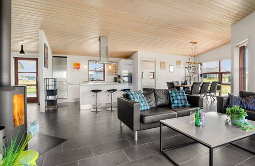 Nr. Lyngby House | Amazing home in Løkken with sauna