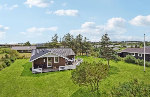 Grønhøj House | Amazing home in Løkken with sauna