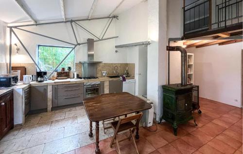Lussan House | Amazing Home In Lussan