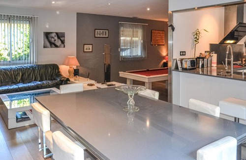 Nebian House | Amazing home in Nebian