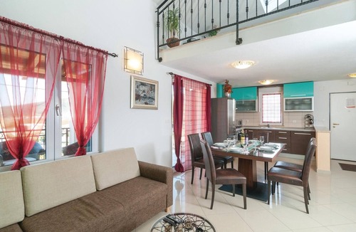 Neoric House | Amazing home in Neoric